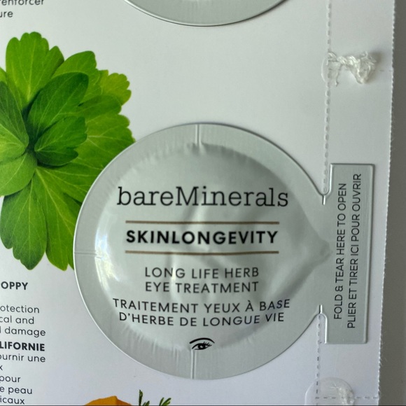 Skincare Sampler 12 Pieces! New and Unopened! - Picture 3 of 14